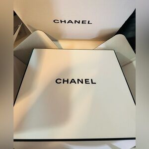 Chanel gift box